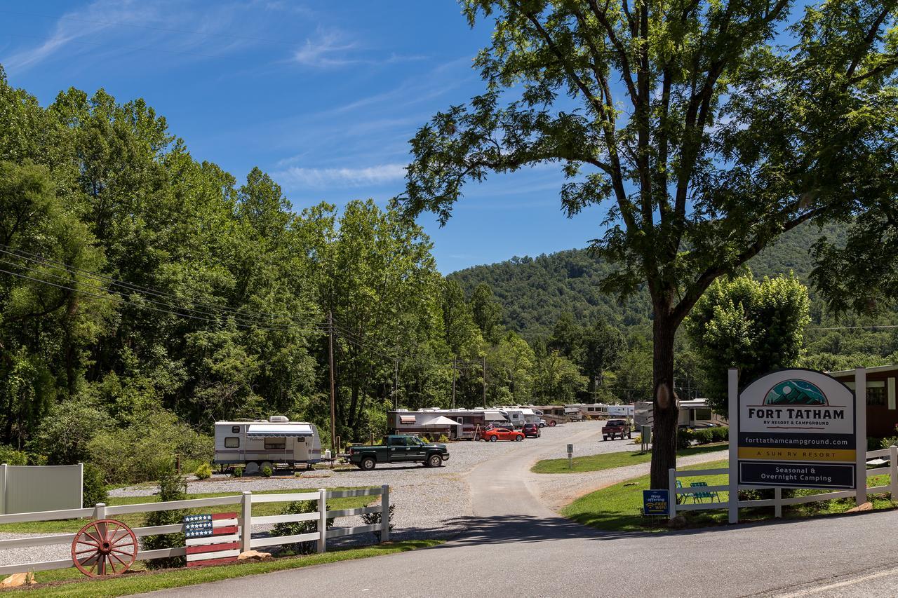 Fort Tatham Rv Resort Sylva Bagian luar foto