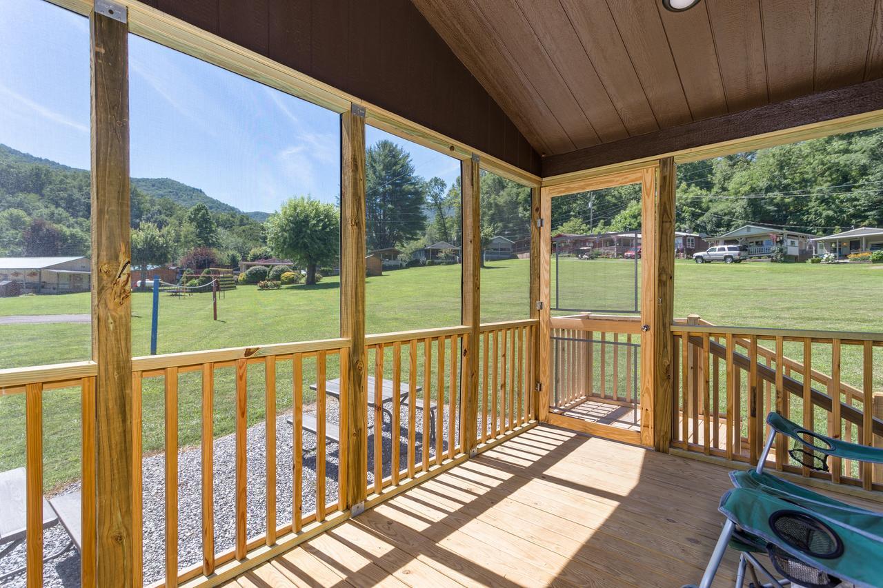 Fort Tatham Rv Resort Sylva Bagian luar foto